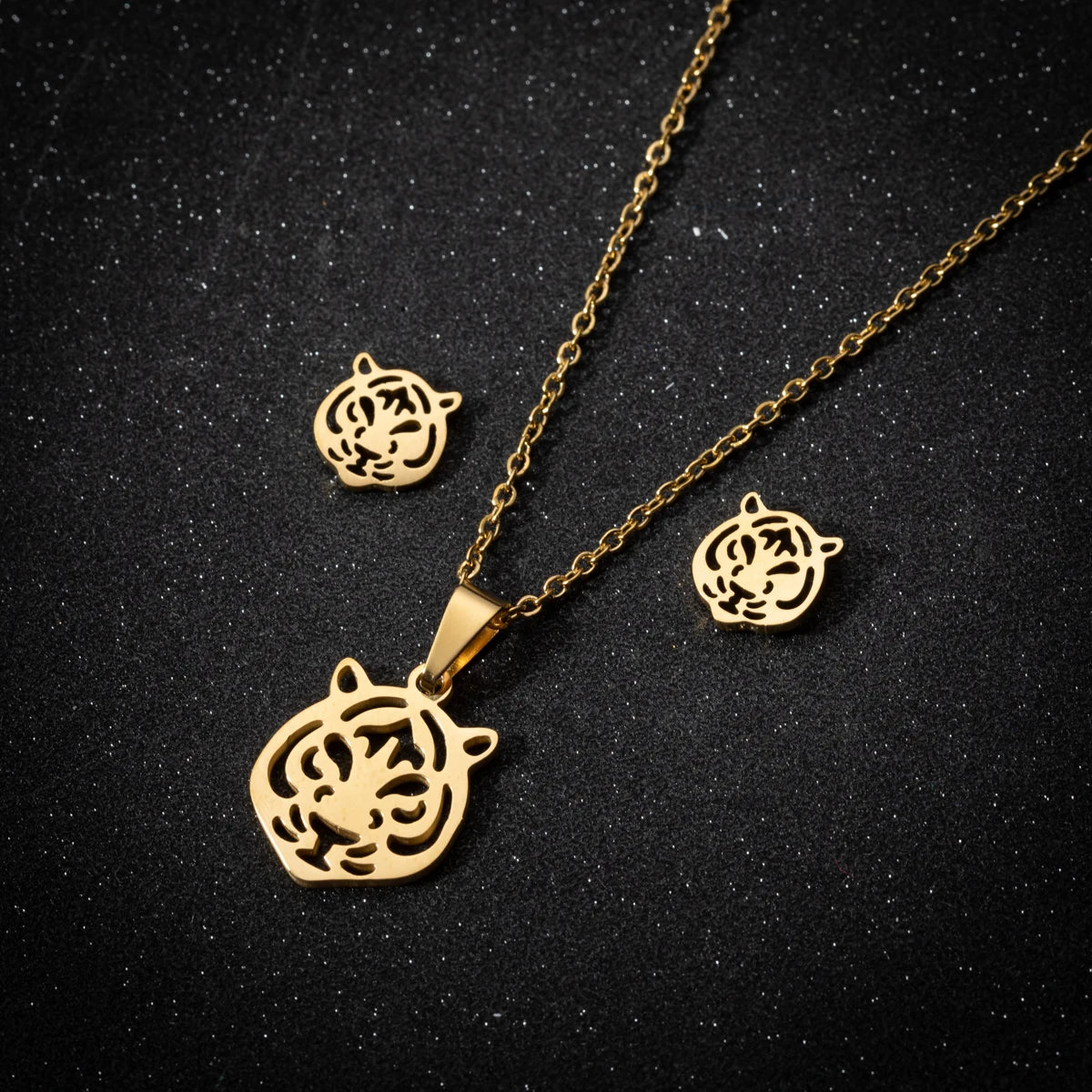Ensemble Collier et Boucles d'Oreilles Nœud Mignon