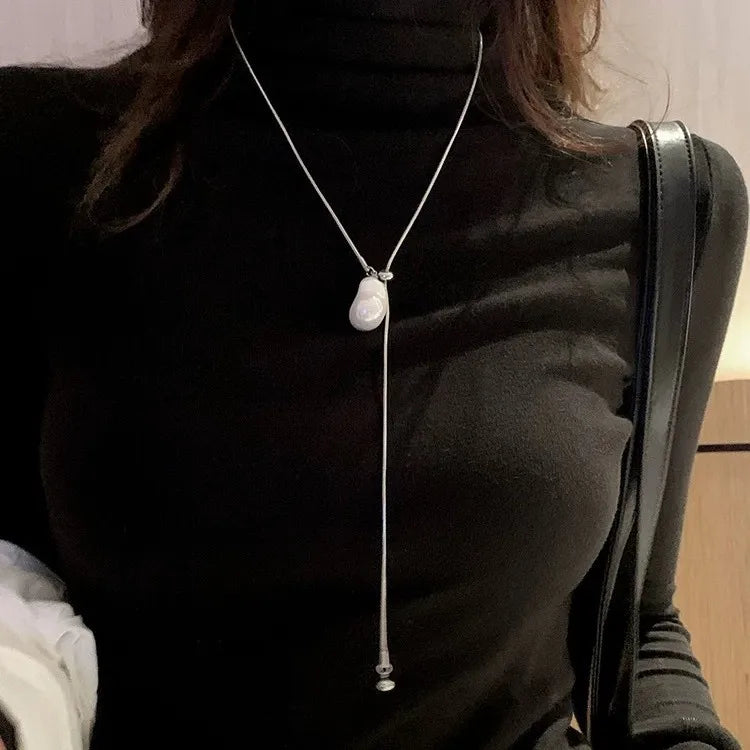 Collier Long Perles Baroques Ajustable