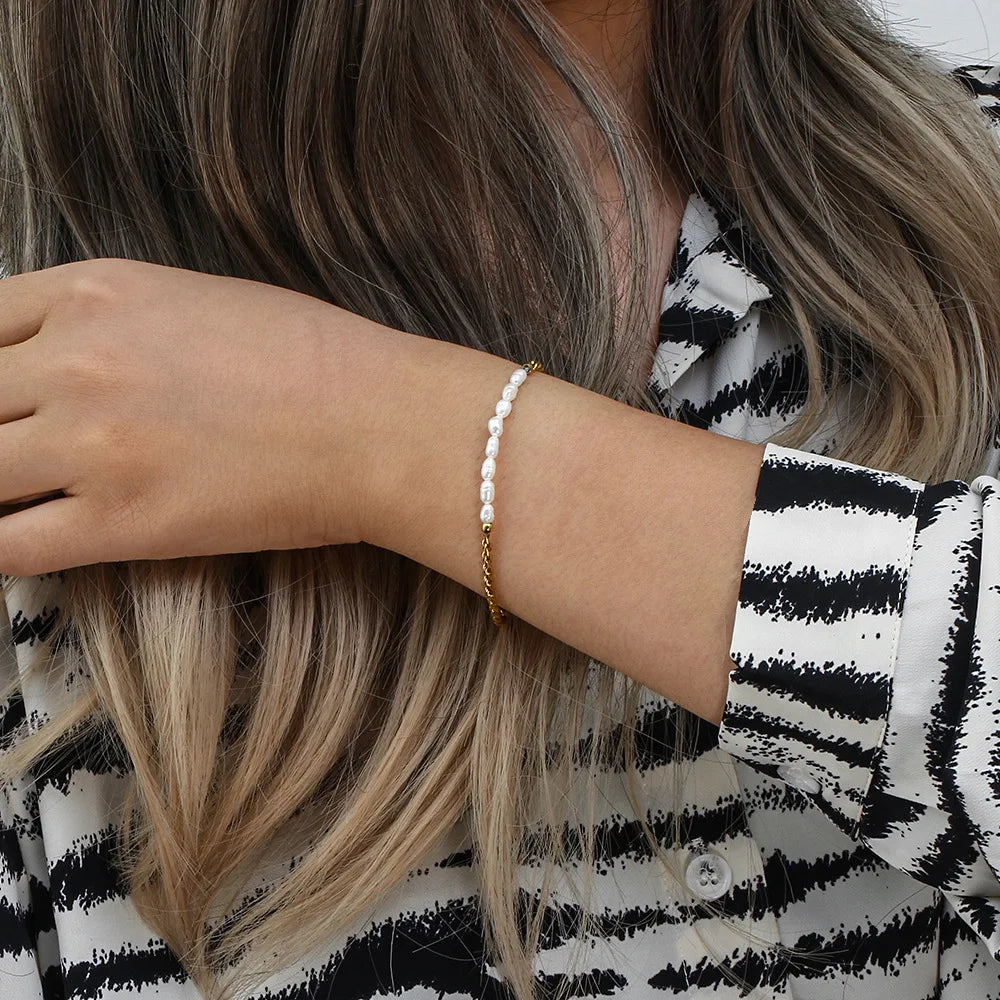 Bracelet Élégant en Acier Inoxydable Doré