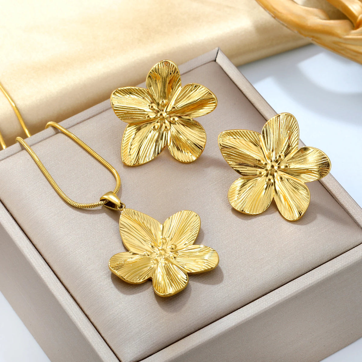 Ensemble Bijoux Fins Pendentif et Bracelet Jonc