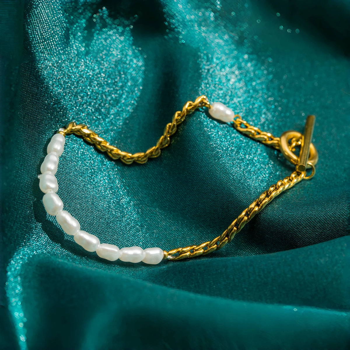 Bracelet Élégant en Acier Inoxydable Doré