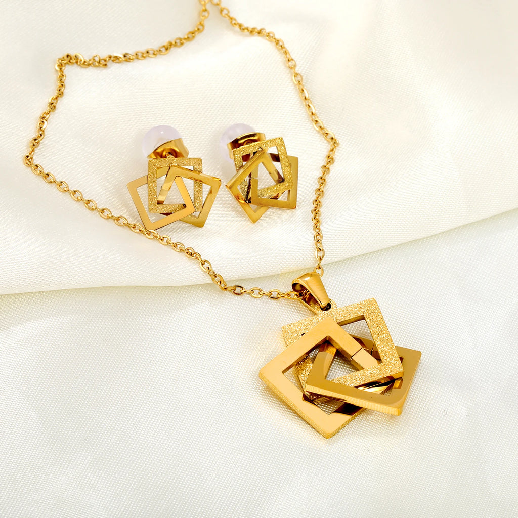 Ensemble Collier et Boucles d'Oreilles Doré Mariage